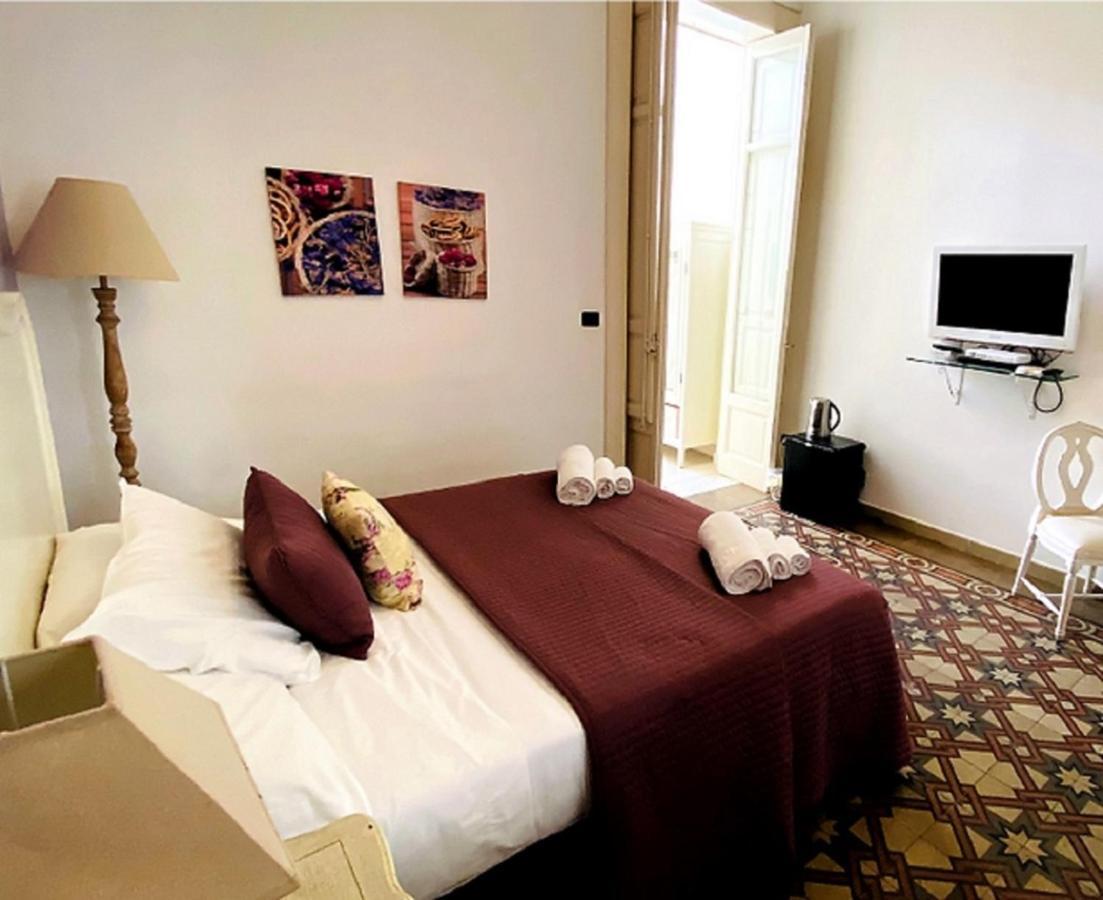 Casa Blanca Bed & Breakfast เรจโจ ดี คาลาเบีย ภายนอก รูปภาพ