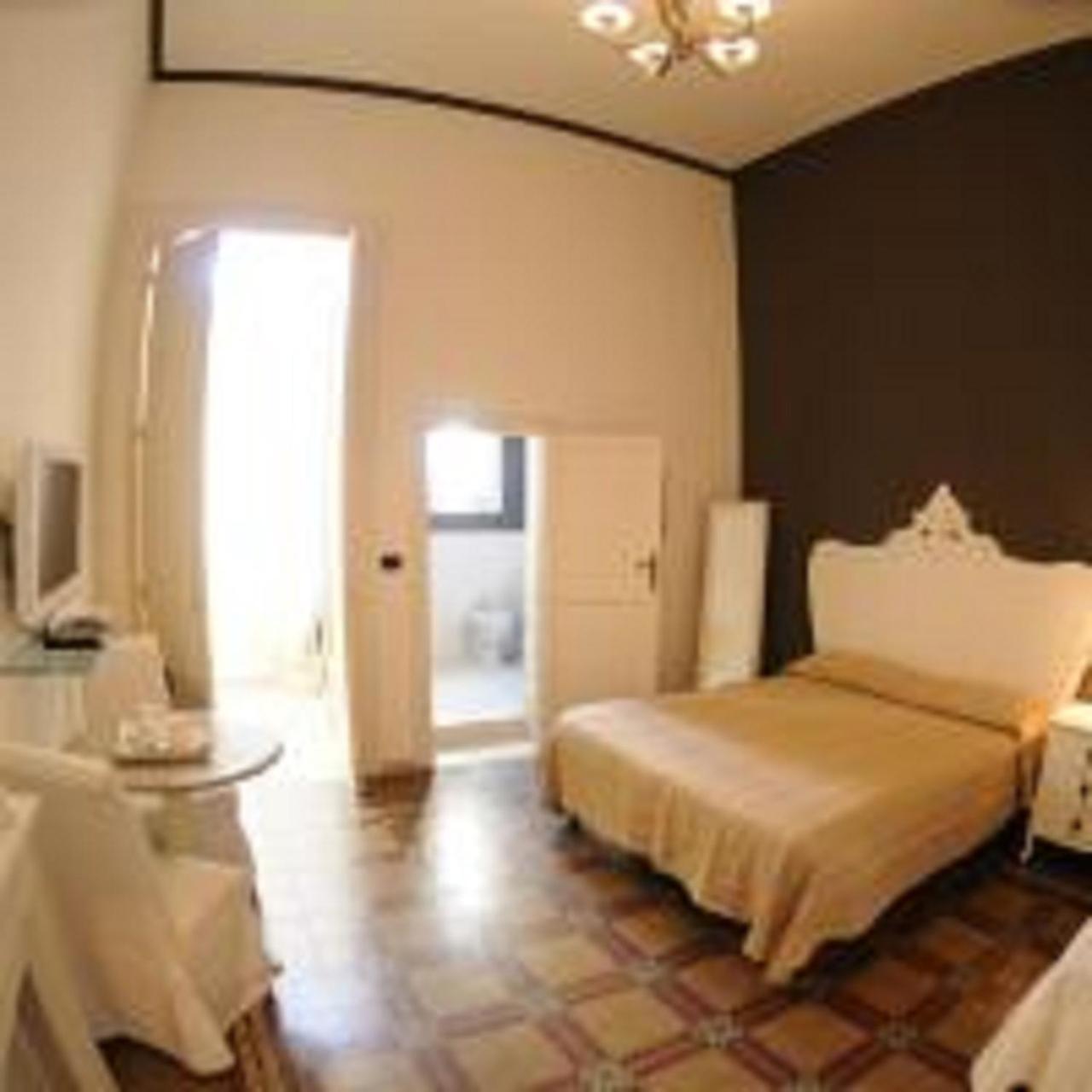 Casa Blanca Bed & Breakfast เรจโจ ดี คาลาเบีย ภายนอก รูปภาพ