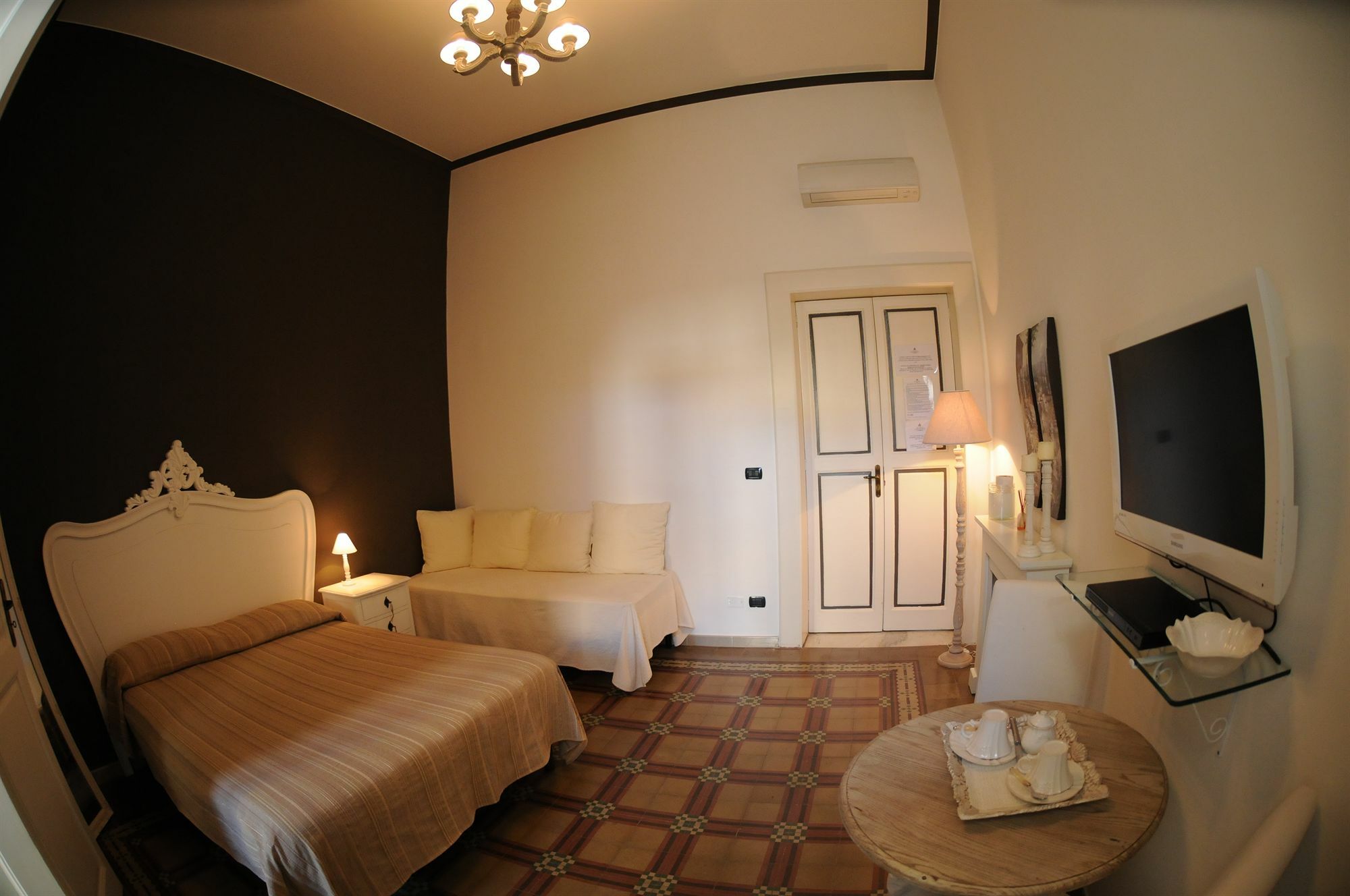 Casa Blanca Bed & Breakfast เรจโจ ดี คาลาเบีย ภายนอก รูปภาพ