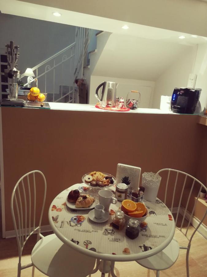 Casa Blanca Bed & Breakfast เรจโจ ดี คาลาเบีย ภายนอก รูปภาพ