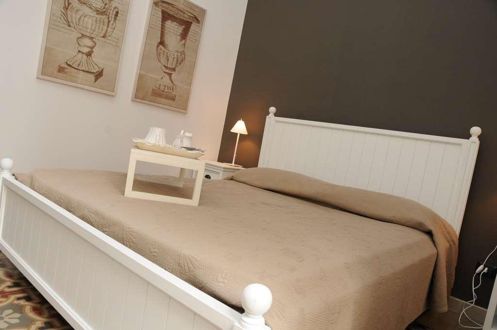 Casa Blanca Bed & Breakfast เรจโจ ดี คาลาเบีย ห้อง รูปภาพ